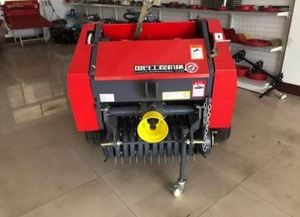 Presse à balles miniatures rondes en paille de pin verte et rouge à vendre / Machine à emballer la paille de blé à prix abordable - Product Image 5