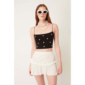 Blusa Corta Casual con Estampado Floral y Logotipo Frontal - Product Image 1