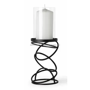 Porte-bougie artistique en métal pour accessoires de maison de luxe, en fer écologique pour maison moderne, Saint-Valentin, Zahid Exports - Product Image 1