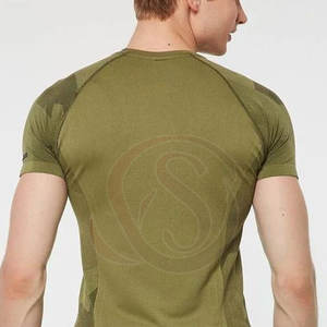 T-shirt de sport pour homme, coupe classique, logo personnalisé, vêtements de musculation, fitness, séchage rapide, compression respirante, col rond - Product Image 6