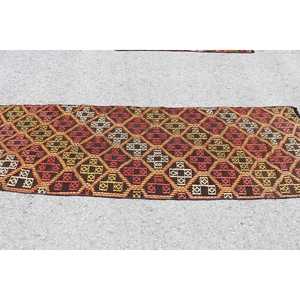 Tapis de 2,4 x 8,4 pieds, tapis turc vintage, tapis Kilim marron avec motifs de plantes et d'arbres - Product Image 3