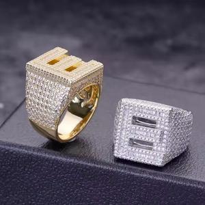 Anillo de compromiso de diamantes de lujo Anillo de Declaración en oro blanco de 18 quilates para colecciones de joyería de boda de gama alta - Product Image 3