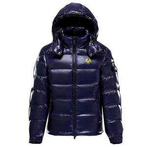 Chaquetas Acolchadas para Hombre de Invierno, Estilo Urbano, al por Mayor, con Capucha Desmontable, Cierre de Cremallera, Resistentes al Viento, Tela Brillante - Product Image 3
