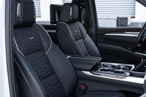 Cadillac Escalade-V AWD de qualité supérieure, moteur V8 suralimenté, transmission intégrale - Product Image 2