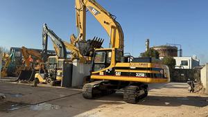 Excavadora de Orugas Usada Caterpillar 325BL en Venta, Componentes Principales de los Estados Unidos Incluyendo Motor de Rodamiento, Capacidad del Cucharón de 2 m - Product Image 3