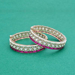 Bracelets Kundan ouvrables à la main avec placage à l'or rose grossistes de bijoux de mode en Inde - Product Image 1