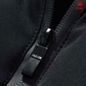 เสื้อกั๊กพัฟเฟอร์กันน้ำแบบกำหนดเองของ Ryan Pro Gear สำหรับผู้ชาย ระบายอากาศได้ดีและป้องกันการเกิดขุย  ตัวเลือกโลโก้ OEM  คอตั้ง - Product Image 3