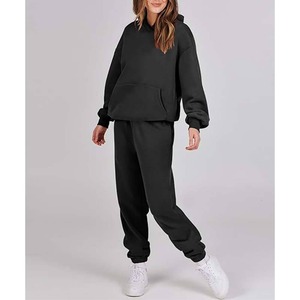 Survêtement d'hiver personnalisé de haute qualité pour femmes avec logo OEM Nouveau design à la mode pour les filles - Product Image 6