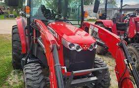 รถแทรกเตอร์มือสองคุณภาพสูง ปี 2017 ยี่ห้อ Massey Ferguson รุ่น 1736 70 แรงม้า ขับเคลื่อน 4 ล้อ เครื่องยนต์ เกียร์ ปั๊ม พร้อมส่งออกทั่วโลก - Product Image 3