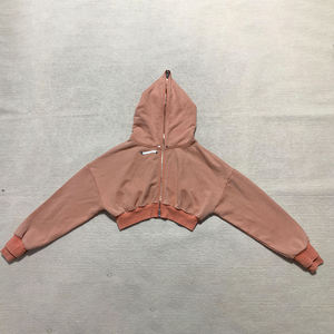 Hoodie court Y2K pour femme, coupe ample, entièrement zippé, en coton French Terry délavé, avec broderie effet usé sur le devant - Product Image 1