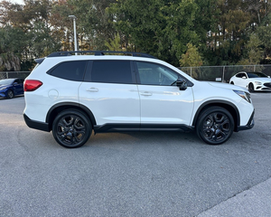 Subaru Ascent Onyx Edition Limited AWD d'occasion 2023 - Prêt à être expédié - Product Image 6