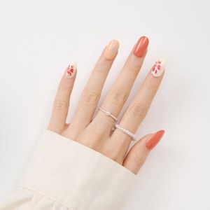 KALYVIO Uñas Postizas Cortas Redondas con Diseño Floral Naranja, de ABS, Calidad de Salón, Reutilizables, 24 Piezas para Mujer, Perfectas para Manicura DIY en Casa - Product Image 2