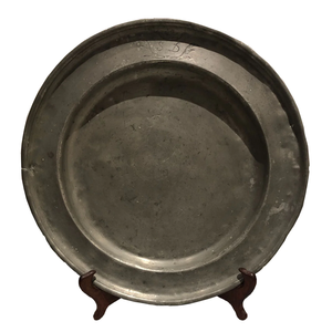 Ensembles de vaisselle Assiette de présentation en métal Plaque de présentation en métal plaqué or de belle apparence Assiette de présentation en métal moderne de style différent - Product Image 5