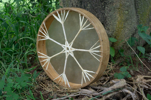 Tambor de meditación vegano de 21 pulgadas con patrón de llama, doblador chamánico ecológico para atención plena y curación - Product Image 6