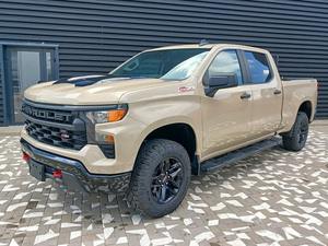 Chevrolet Silverado Crew Cab 2023 2024 2025 2026 très propre disponible - Product Image 3