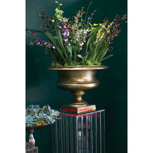 Vase urne à fleurs en aluminium plaqué or pour la décoration de table de mariage et la cuisine à domicile - Product Image 3