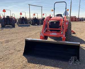 Tractor de Ruedas Usado KIOTI CK2620H 2025 con 6001-8000 Horas y 100 kg de Peso - Product Image 1