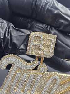 Colgante de Plata de Ley 925 con Diamante Moissanita VVS de Alto Brillo, Personalizado con Letra, Estilo Hip Hop, Lujoso y Moderno, Unisex - Product Image 6