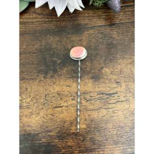 Épingle à cheveux artisanale Sam Nez en coquillage rose et argent sterling - Product Image 1