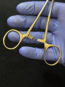 Portaagujas de acero inoxidable duradero de alta precisión, juego de instrumentos quirúrgicos manuales, costura de sutura de primeros auxilios Clase II - Product Image 3