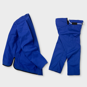 Kimono de Judo Resistente con Pantalones, Poliéster/Algodón 300g, Secado Rápido, Larga Duración - Product Image 1