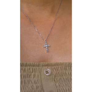 Collier pendentif croix en argent 925 plaqué or SHREYA DIAM avec zircon, cadeau religieux chrétien, bijoux tendance unisexe - Product Image 2