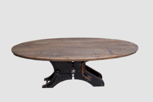 Table de salle à manger en bois massif récupéré à la main avec finition argent antique dessus naturel et base en fer de forme ovale prix de gros - Product Image 1