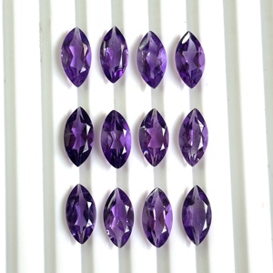 Fournisseur indien haute clarté lisse polonais naturel violet améthyste marquise coupe pierre précieuse pour la fabrication de bijoux conception de pierre en vrac - Product Image 1