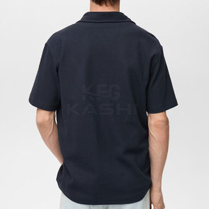 Chemises pour hommes de style moderne avec un design classique, motif uni, tricotées en coton 100% respirant, manches courtes pour un usage décontracté - Product Image 3