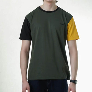 100% coton BELLA + CANVAS T-shirt unisexe à séchage rapide pour homme - Product Image 4