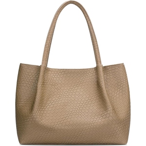 Sac à main élégant pour femme en cuir de vache véritable avec finition gaufrée crocodile, design spacieux pour le travail, le shopping et les trajets quotidiens - Product Image 2