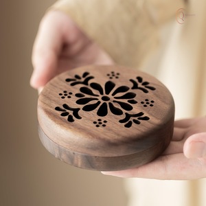 Caja de Madera para Quemador de Incienso de Diseño Clásico con Tapa para un Uso de Fragancia Limpio, Seguro y Elegante - Product Image 1