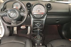Mini Cooper S Countryman Plus 2016 Usado en Buen Estado, Sin Accidentes, Volante a la Izquierda/Derecha - Product Image 5