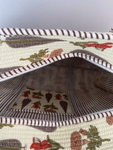 Bolso de mano de algodón acolchado de Color sólido bordado para mujer india, estampado a mano, diseño de Jugle, cadenas con cremallera, hombro - Product Image 5