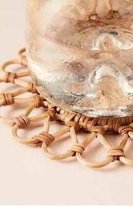 Posavasos con Diseño de Girasol, Hechos a Mano con Ratán con Acabado Natural, Perfectos para el Hogar y la Mesa de la Cocina, Juego de 2 Utensilios de Cocina - Product Image 2