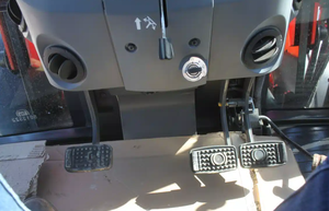 Tracteur agricole M6-101 d'occasion en excellente condition - Product Image 6