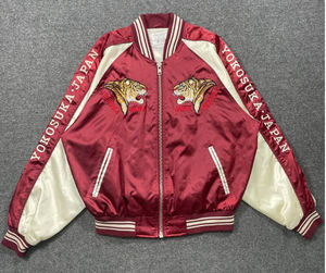 Chaqueta universitaria de satén de béisbol de alta calidad para hombre con parche de letras bordado nueva chaqueta de invierno transpirable de moda - Product Image 1