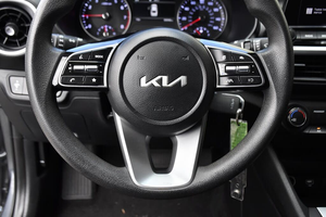 K-i-a F-o-r-t-e L-X-S F-W-D 1 2024 - Product Image 3