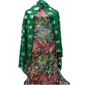 Ensemble de robe de mariée somalienne en soie 100% tissée, unie, écologique, luxueuse et traditionnelle pour filles - Product Image 1