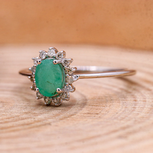 Natural <b>Emerald</b> Oval Cut Gemstone With Diamond <b>Ring</b> 925 Sterling <b>Silver</b> Handmade <b>Ring</b> Fashion Jewelry Birthstone for Wholesale - Product Image 6