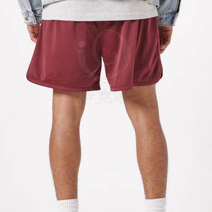 Pantalones cortos de malla de entrenamiento ligeros para hombres con tela de tacto fresco Pantalones cortos de malla diarios para hombres con ajuste funcional - Product Image 5