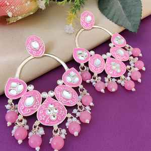 Belles boucles d'oreilles longues Kundan de qualité supérieure pour les femmes parfaites pour les mariages, les occasions festives décontractées et les fêtes. - Product Image 5