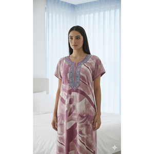 Camisón Largo Informal Estampado para Mujer Alpine, Tejido Suave y Cómodo, Manga Corta, Largo Completo, con Bolsillo Lateral para Uso Doméstico - Product Image 1