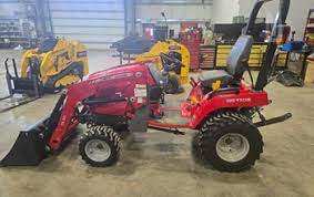 Chaud et prêt Tracteur GC1705 Massey Ferguson GC1705 avec chargeur et pelleteuse Meilleur prix de vente - Product Image 3