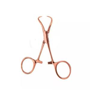 ที่หนีบผ้าสแตนเลสคุณภาพสูง 100% พร้อมโลโก้สั่งทำได้ ได้รับการรับรองมาตรฐาน CE ราคาสมเหตุสมผล เหมาะสำหรับเครื่องมือผ่าตัด - Product Image 1