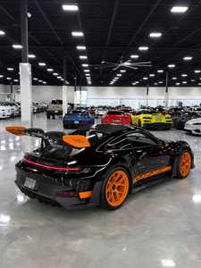 ปอร์เช่ 911 GT3 RS ไวส์ชัค พิคอัพ ปี 2024 พวงมาลัยซ้าย ล้อแม็กซ์ R18 สีเข้ม เกียร์อัตโนมัติ เครื่องยนต์ดีเซลเทอร์โบ เบาะหนัง หลังคาซันรูฟ - Product Image 5