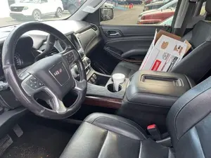 GMC Yukon XL SLT 2018 - Product Image 2