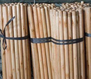 High Quality Premium Eucalyptus Wooden <b>Broom</b> <b>Handle</b>, Natural Wood, Lightweight, Strong and Long-Lasting - Product Image 6