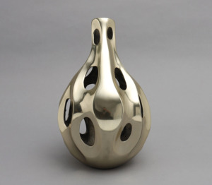 Artistic Metal <b>Vases</b> <b>Unique</b> Designs for Modern Spaces Sculptural Metal <b>Vases</b> a Fusion of Style and Elegance - Product Image 3