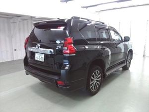 LAND CRUISER PRADO, el mejor LAND CRUISER negro disponible - Product Image 4